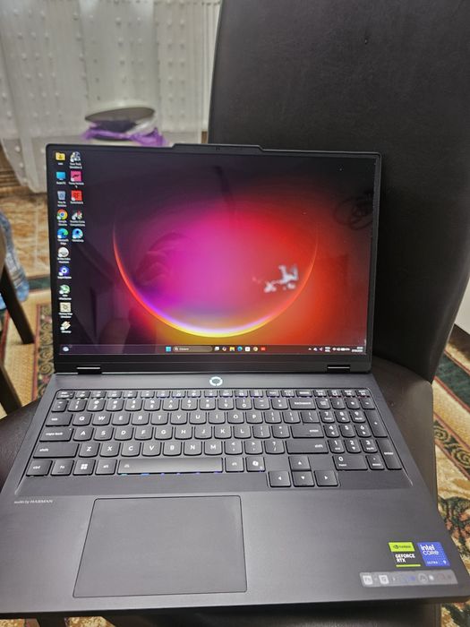 Vand laptop legion displai OLED 32gb rtx 5070 12gb  cumparat de nou din altex acum doua luni nefolosit pe jocuri pana acum an stare Foarte bun ca nou