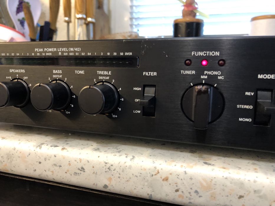 Wega 301v стерео усилвател