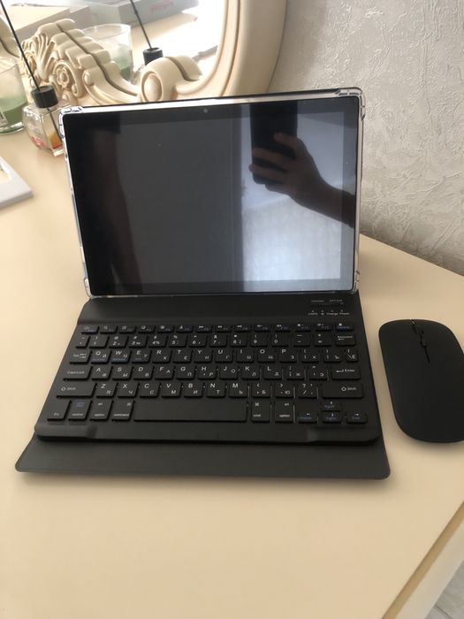 Срочна продам планшет