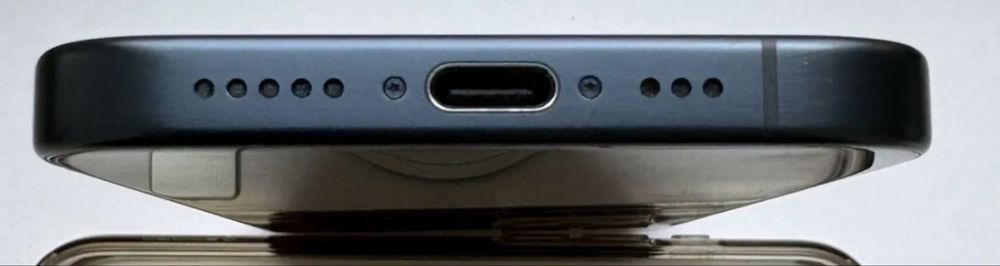 Айфон 15 про на 256