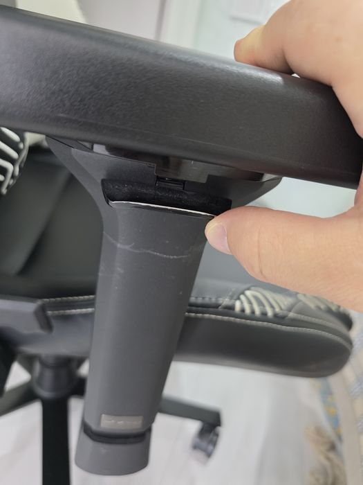 Кресло игровой DXRacer graft