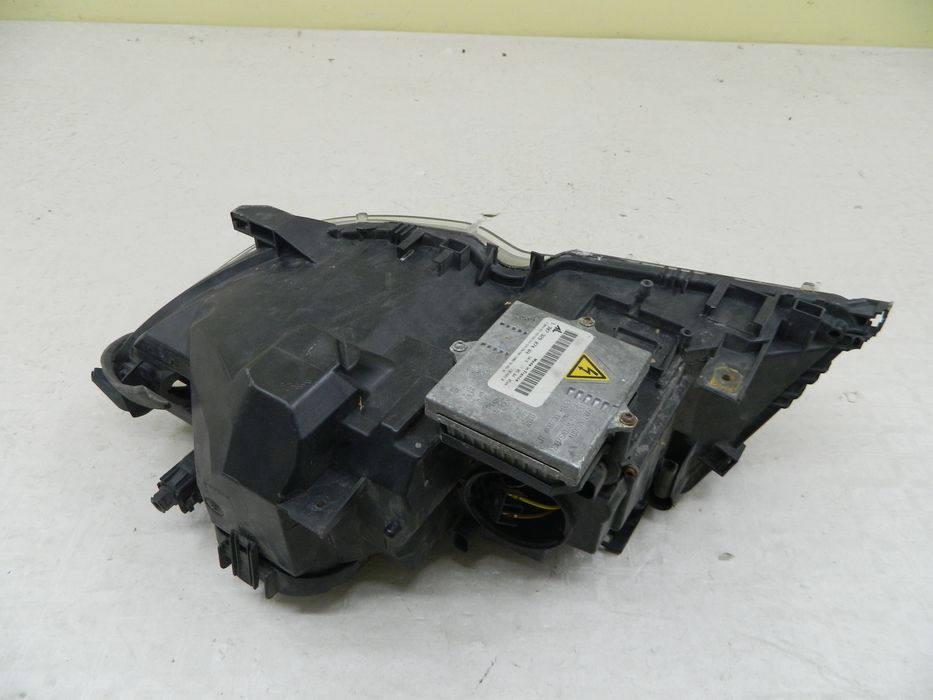 Far dreapta BMW Seria 3 E46 Coupe / Cabrio Xenon, 2003, 2004, 2005, 2006