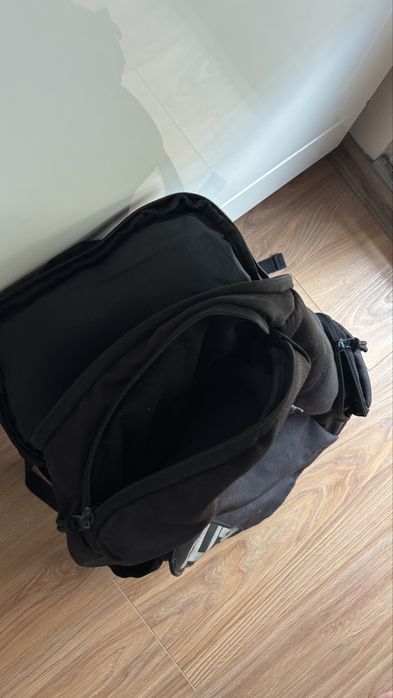 Nike elite bag.