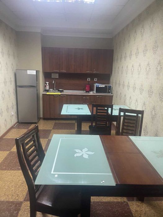 Офис 25м с ремонтом и мебелью на ул.Бабура,напротив РУВД Яккасарай(ЛА)