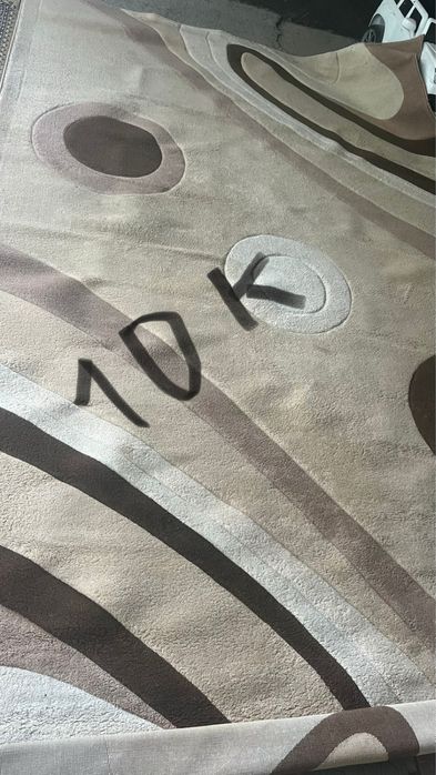 Шелковые, Полушерстяные ковры с разными размерами