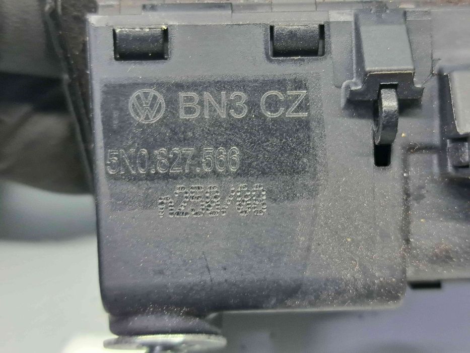 Buton deschidere portbagaj Volkswagen Passat B6 Variant (3C5) [Fabr