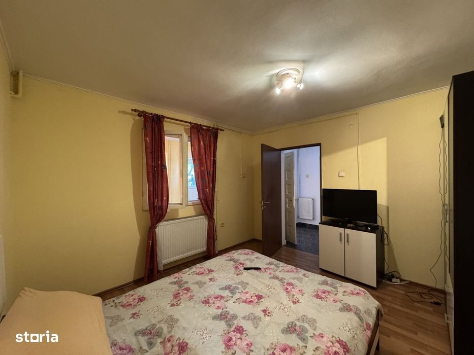 Casa individuala Chiajna, langa padure, 5 camere, utilitati in curte