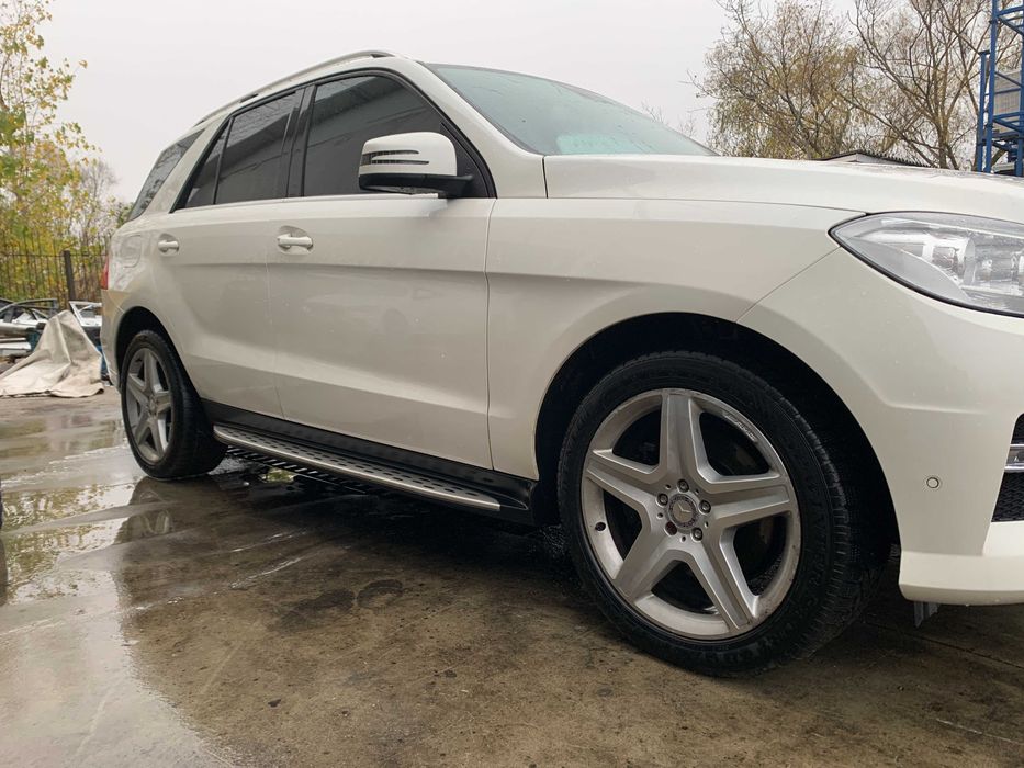 Dezmebrez Mercedes Ml 166 350D /4matic/airmatic/bara/far/aripa