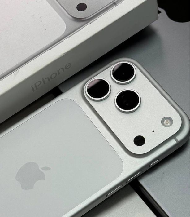 iPhone 17 Pro (256gb) E-sim | Каирбекова 18