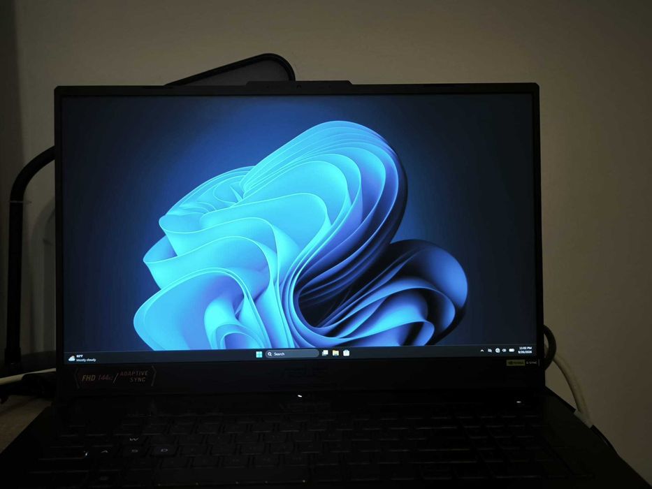 Laptop Gaming ASUS TUF A17 | Ryzen 7 7445HS | RTX 4050 6GB | 16GB DDR5