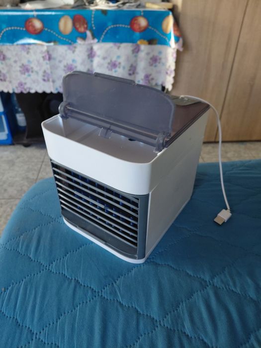 Mini aparat de aer conditionat