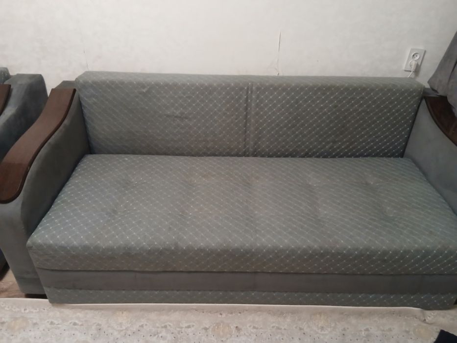 Продам диван за 200000