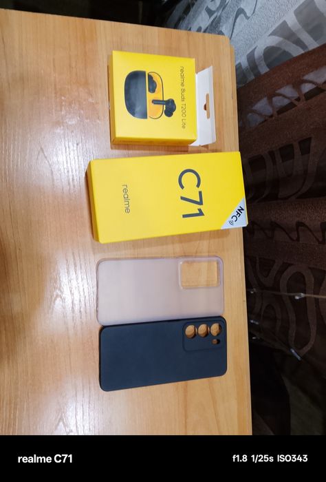 Realme c71 128/12 (6+6)