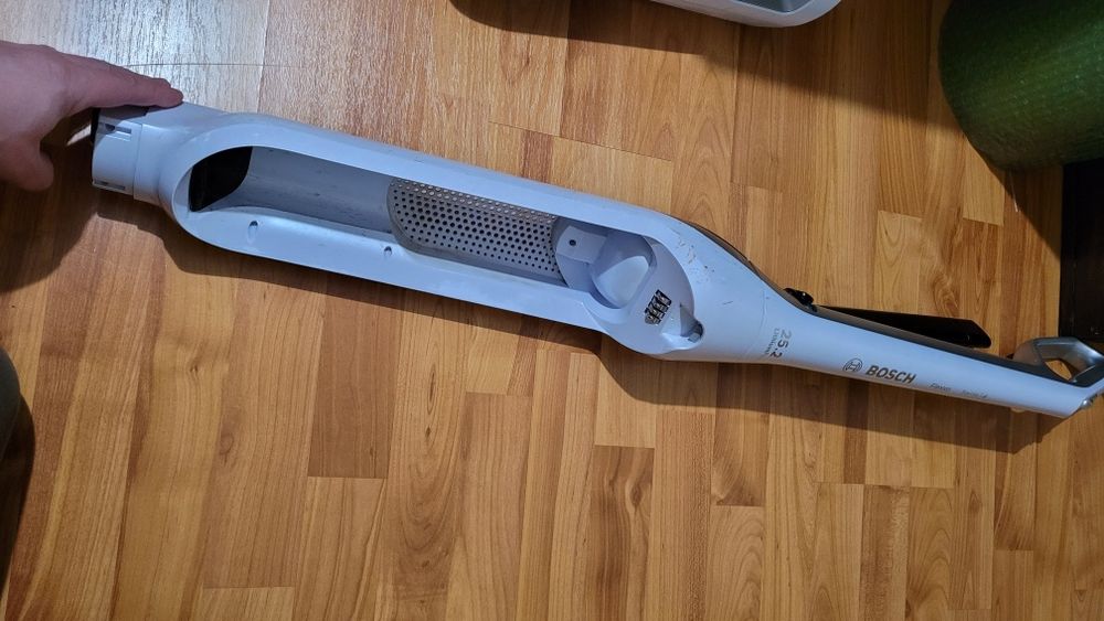 Aspirator Vertical Bosch Flexo BCH3 - doar body-ul -NU AM PERIA DE JOS