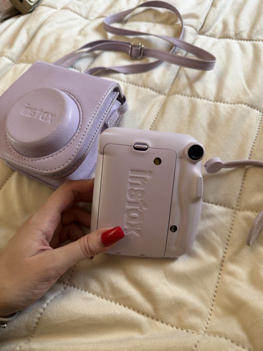 продам instax mini 11