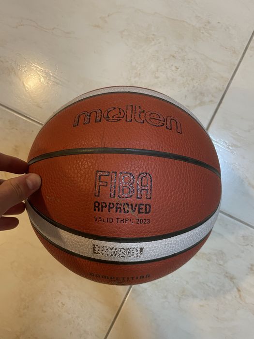 Mingii wilson 3x3 si molten fiba