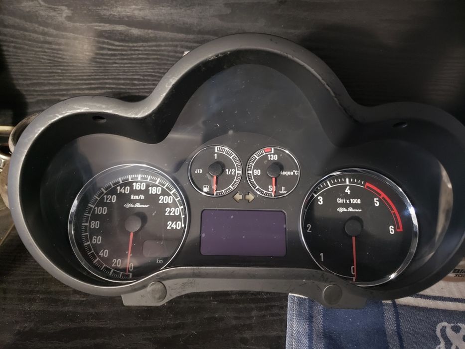 Табло Alfa 147 дизел