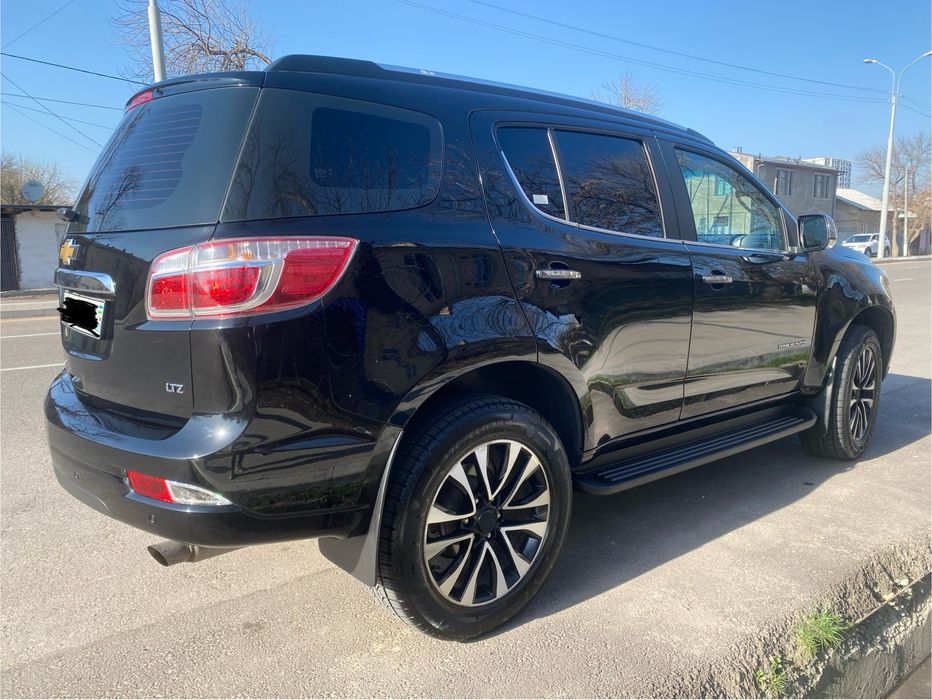 Trailblaizer 2020. Пробег 130 000. Не битый не крашеный.