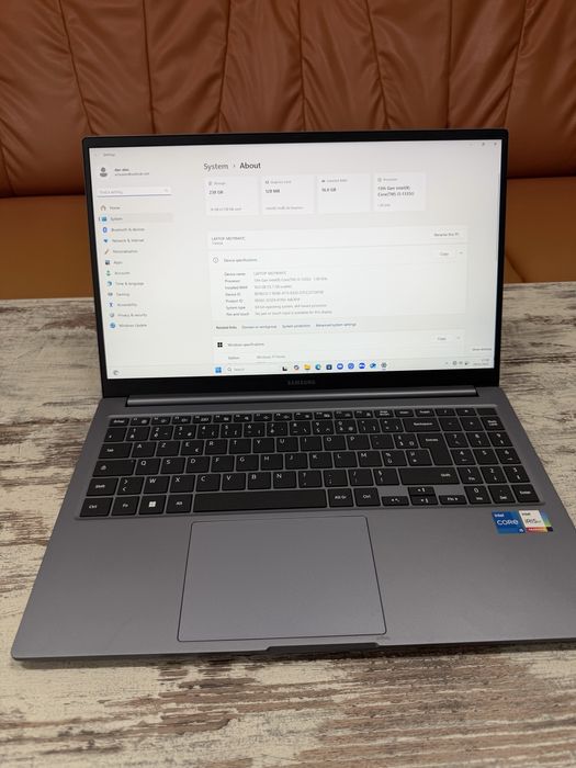 Samsung Galaxy Book 4 Pret 2100 lei