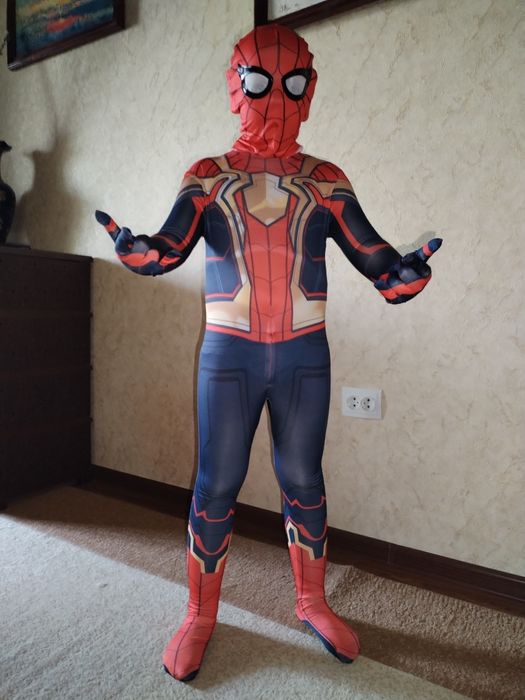 Костюм супер героев человек паук