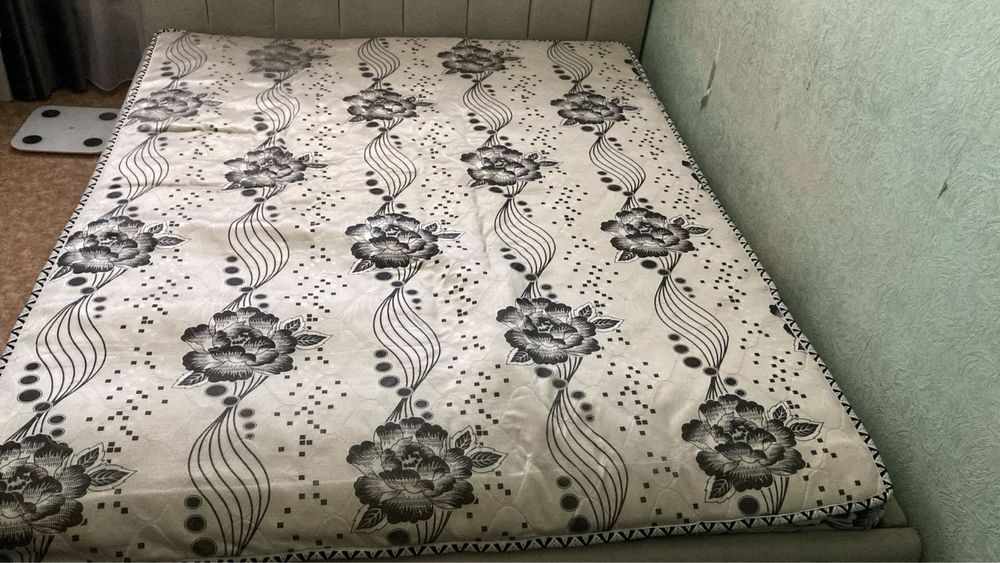 Отдам даром матрас