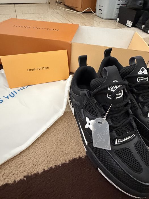 Vand Louis Vuitton Skate full box