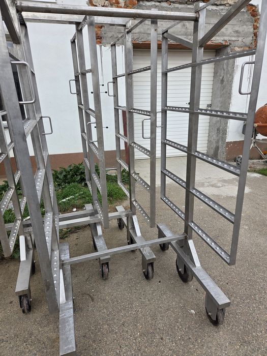 Carucioare de afumare inox