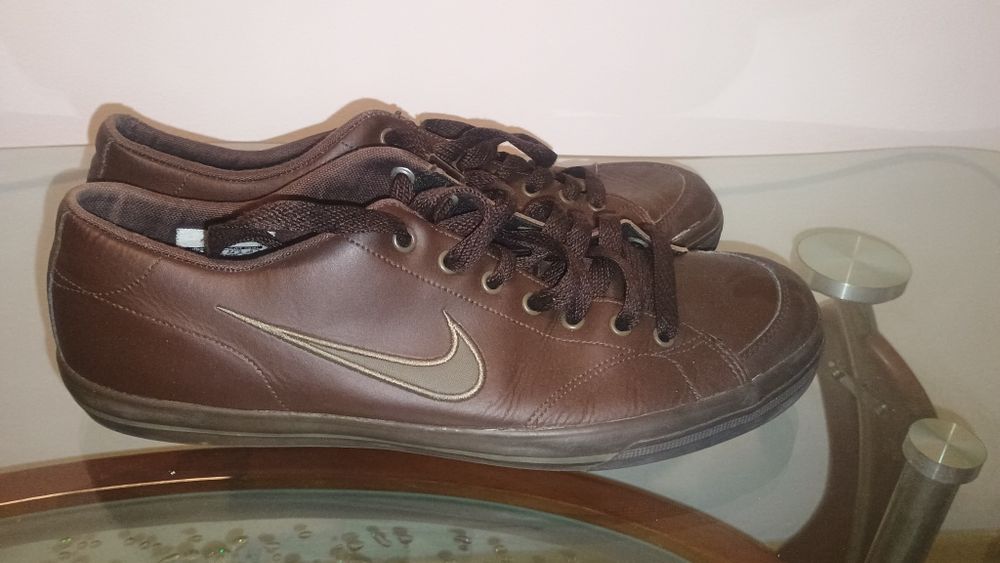 Adidași Nike Capri