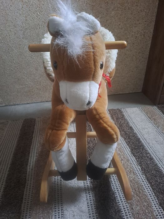 Детско конче люлка