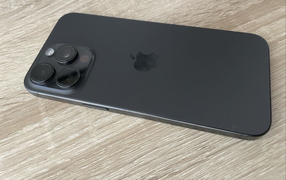 Iphone 15 pro Max Black Titanium !