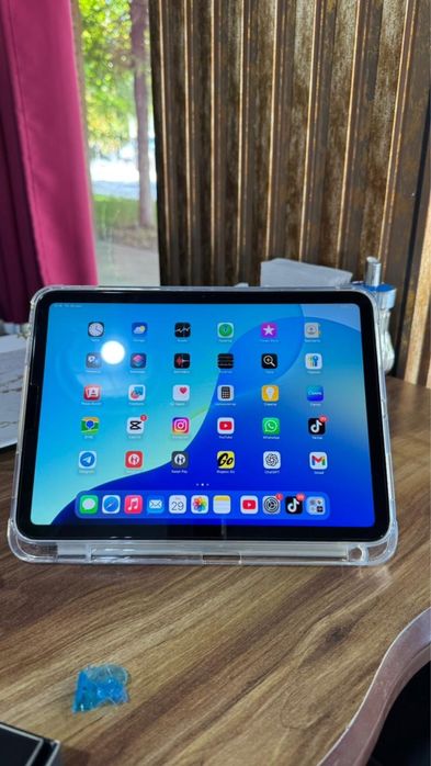 Айпад А16 айпад айфон