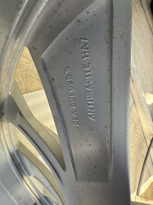 Продавам чисто нови оригинални джанти за Skoda 20”