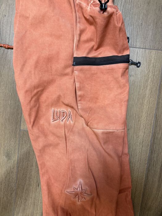 Колекционерски панталони Luda