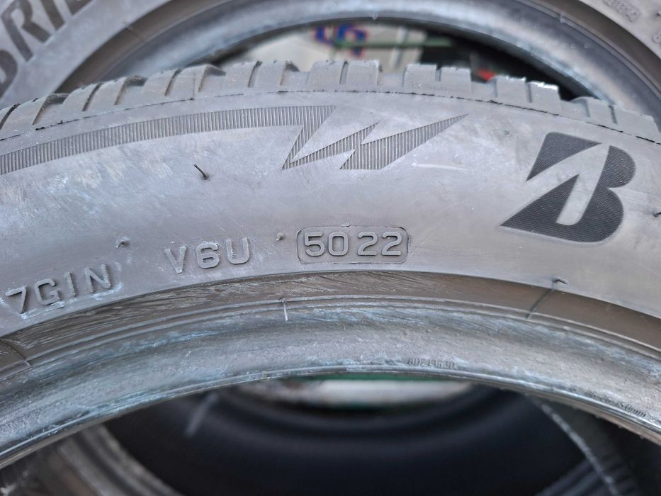 Зимни гуми 17/ 18 цола Bridgestone