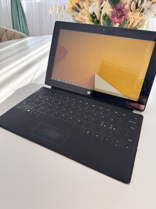 Microsoft surface 32 gb