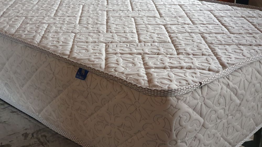 Забудьте о боли в спине – ортопедический матрас вам поможет!