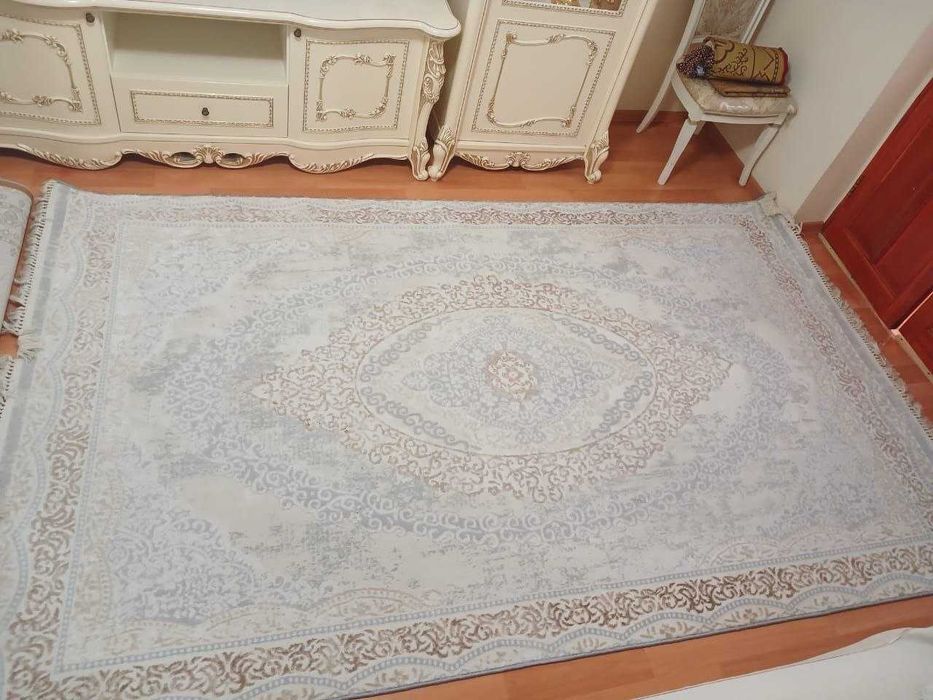Продам ковёр б/у
