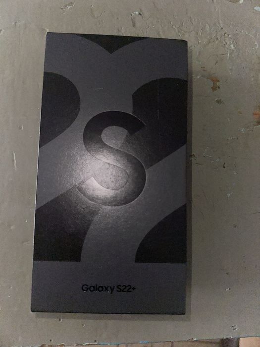 Телефон Samsung s22+