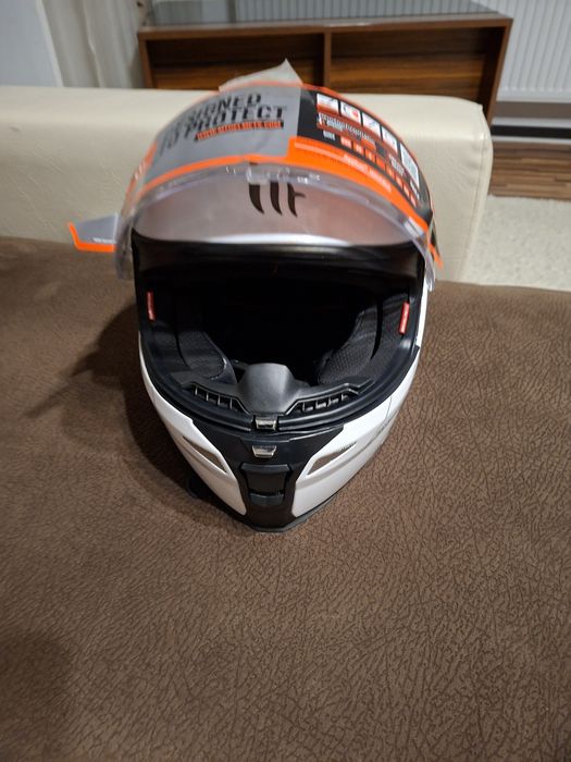 Casca moto NOUA  ,MTHelmet ,marimea M
