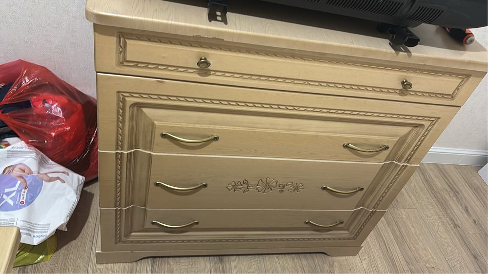 Спальный гарнитур