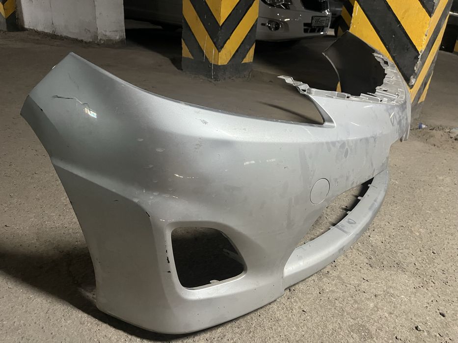 Передний бампер от Эстимы 2009