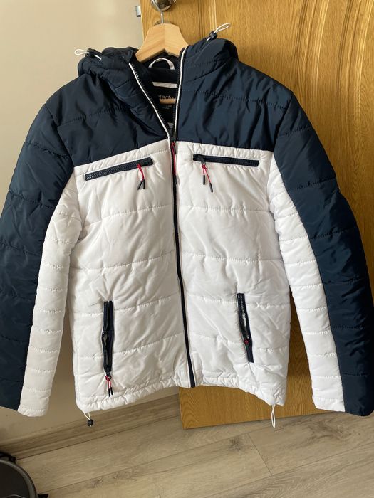 Мъжко яко М De facto