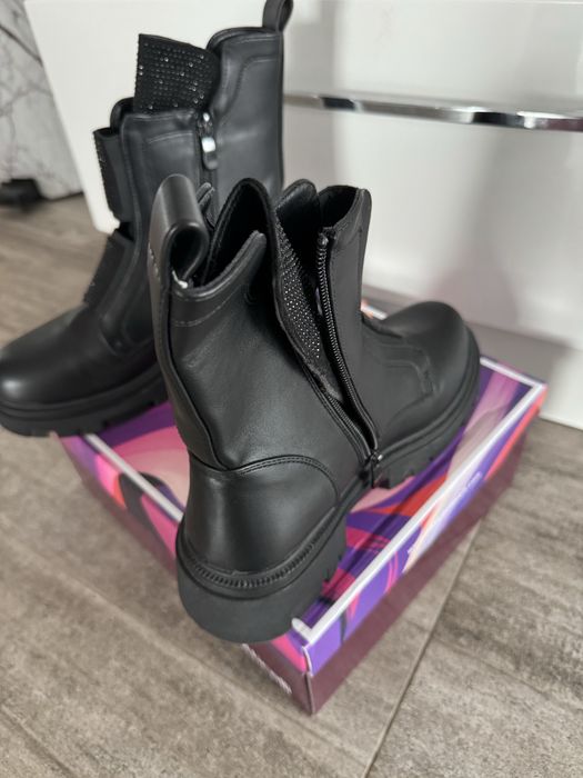 Дамски зимни боти