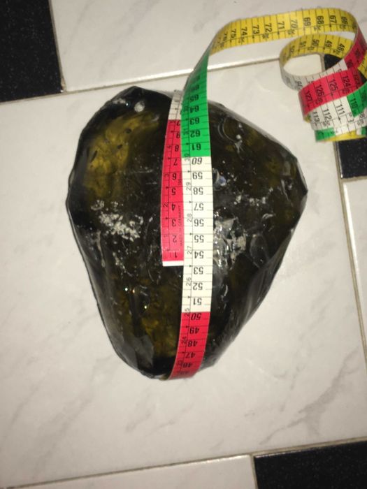 Опушен Кварц ,  друза 6000 карата.