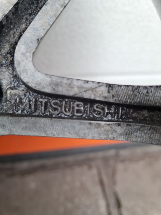 Оригинални джанти за МИТСУБИШИ MITSUBISHI R15 5x114.3 ET46 6J