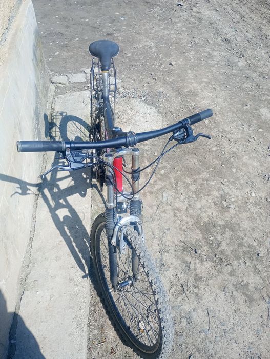 Vând bicicletă în stare bună de funcționare