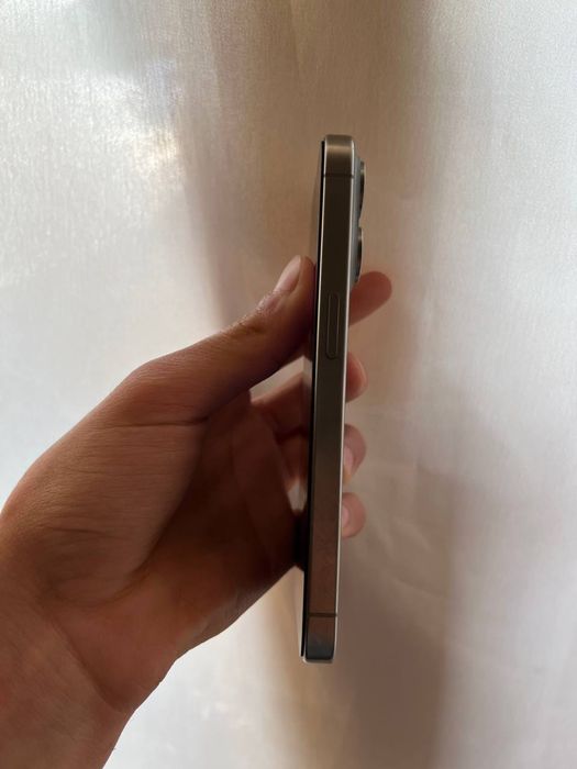 Iphone 15 pro 256 tali sim karta
