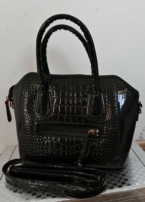 Сумка сумка givenchy