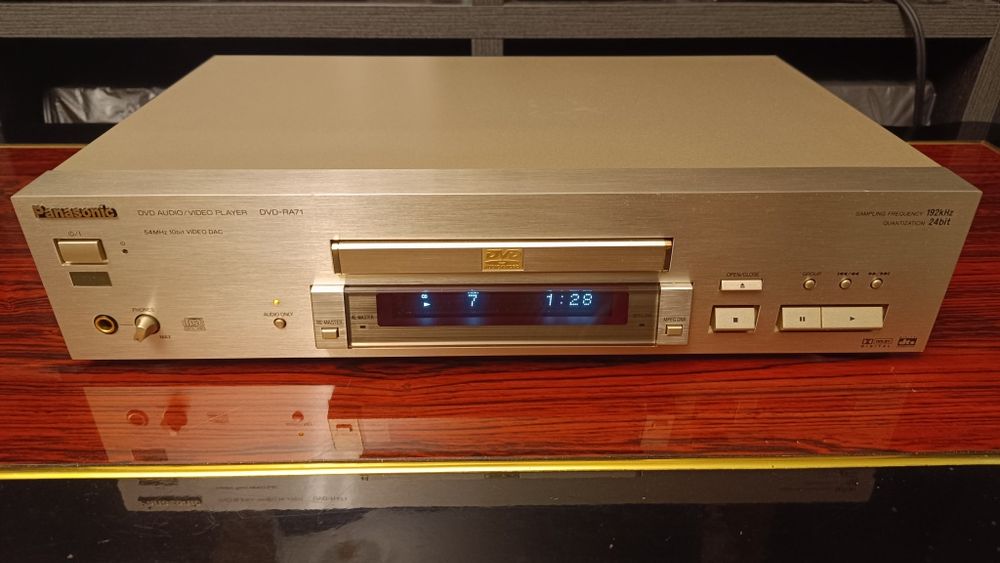 СD/DVD проигрыватель Panasonic RA-71