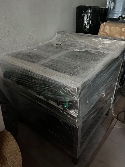 Linie profesionala bucatarie horeca gaz (4 arzatoare + masina paste)